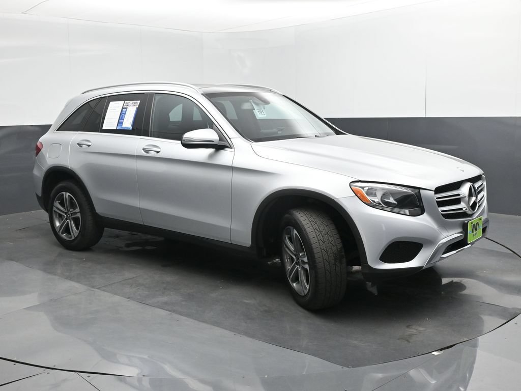 Used 2017 Mercedes-Benz GLC 300 4MATIC image 30