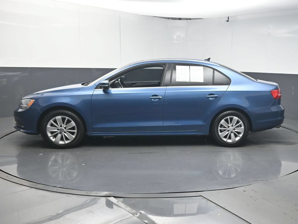 Used 2015 Volkswagen Jetta SE FWD image 5
