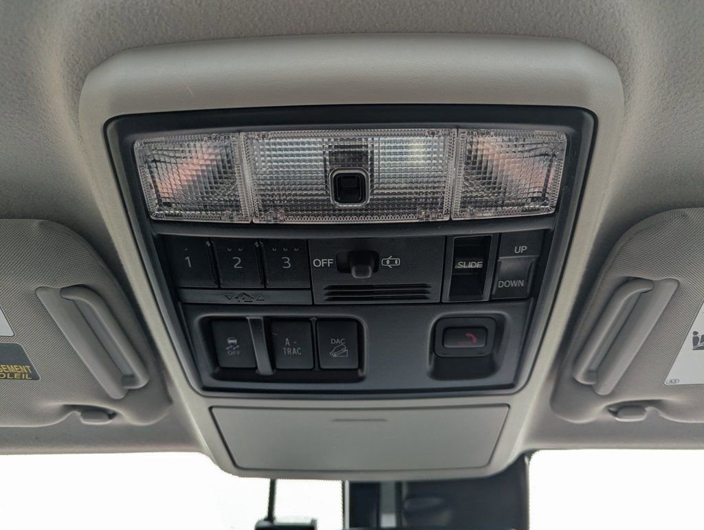 Used 2023 Toyota 4Runner Limited image 24