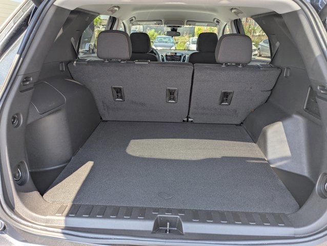 Used 2023 Chevrolet Equinox LT image 30