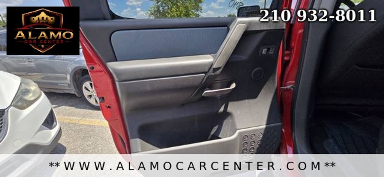 Used 2006 Nissan Titan SE RWD image 32