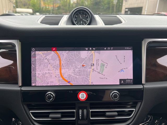 Used 2023 Porsche Macan S image 20