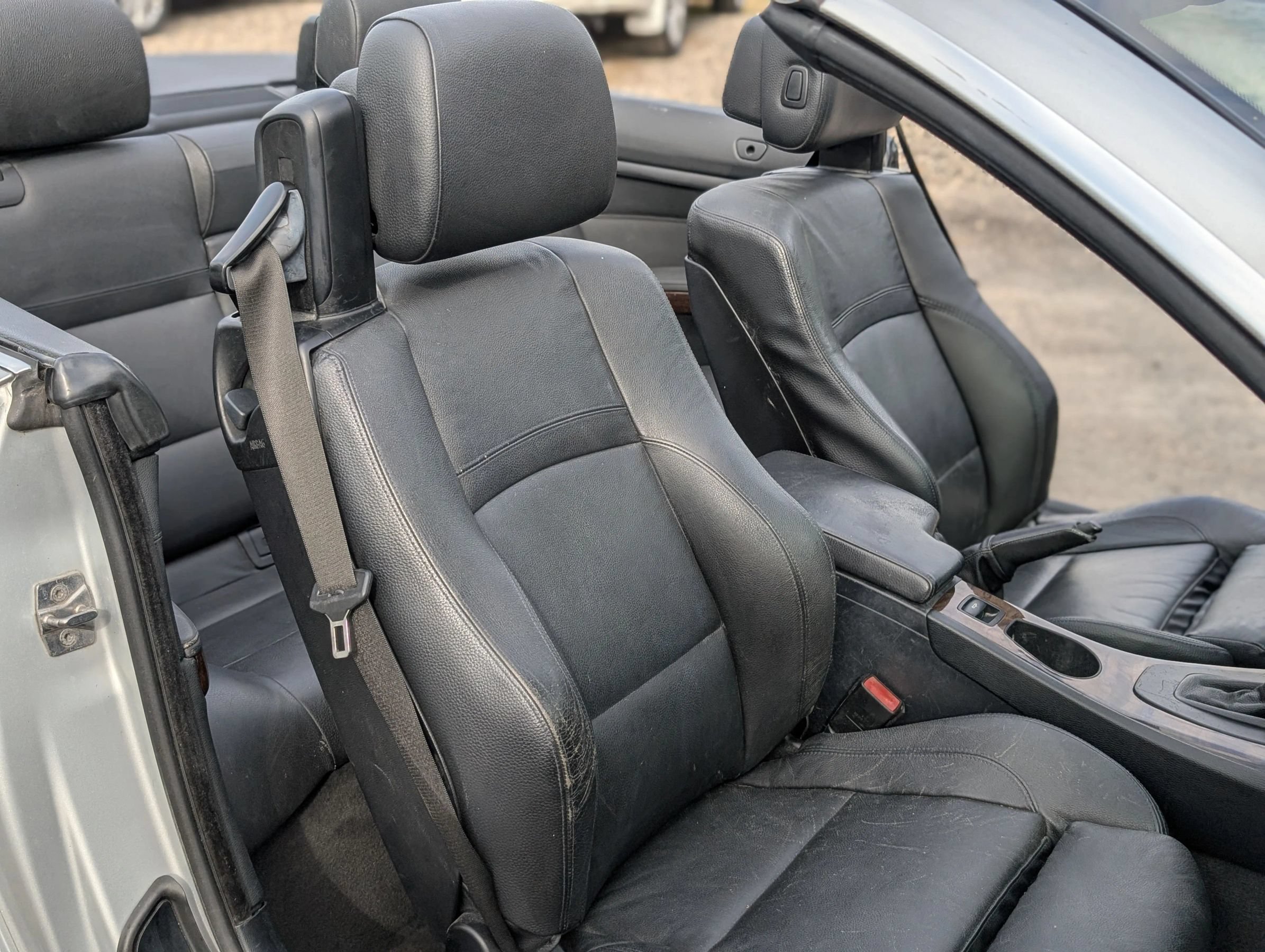 Used 2010 BMW 335i Convertible RWD image 22
