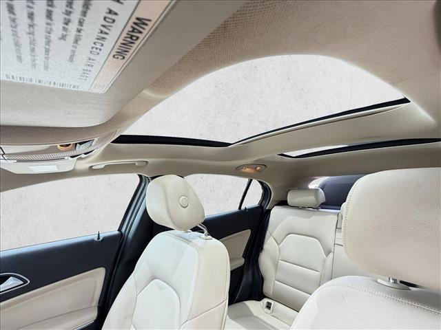 Used 2018 Mercedes-Benz GLA 250 image 13
