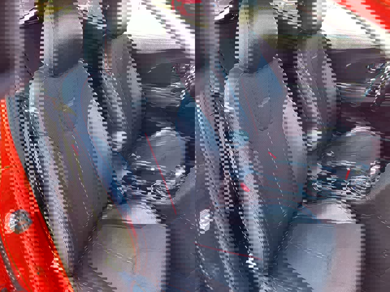 Used 2019 Hyundai Veloster 2.0 Premium image 14