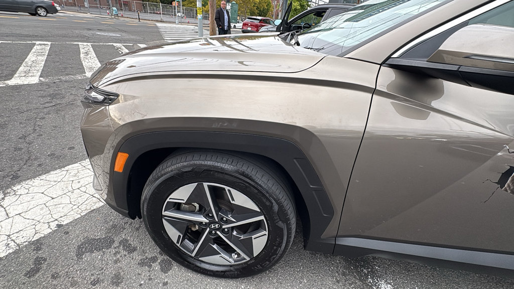 Used 2025 Hyundai Tucson SEL AWD/4WD image 9