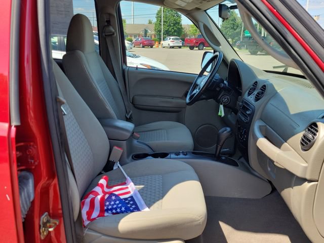 Used 2007 Jeep Liberty Sport AWD/4WD image 21
