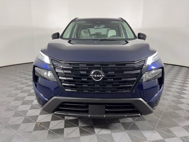 New 2026 Nissan Rogue Dark Armor FWD image 7