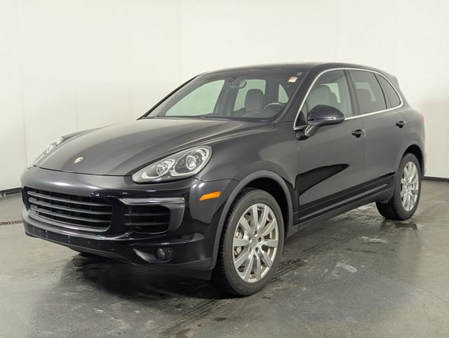 Used 2015 Porsche Cayenne S AWD/4WD image 4