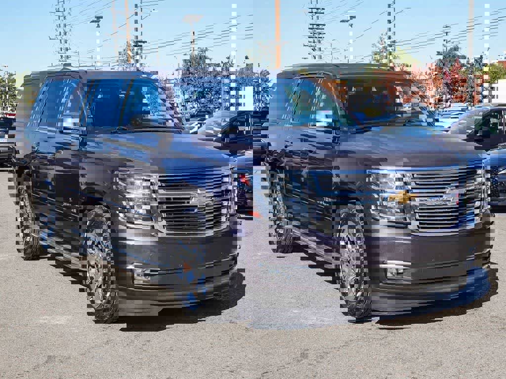 Used 2015 Chevrolet Suburban LTZ image 3