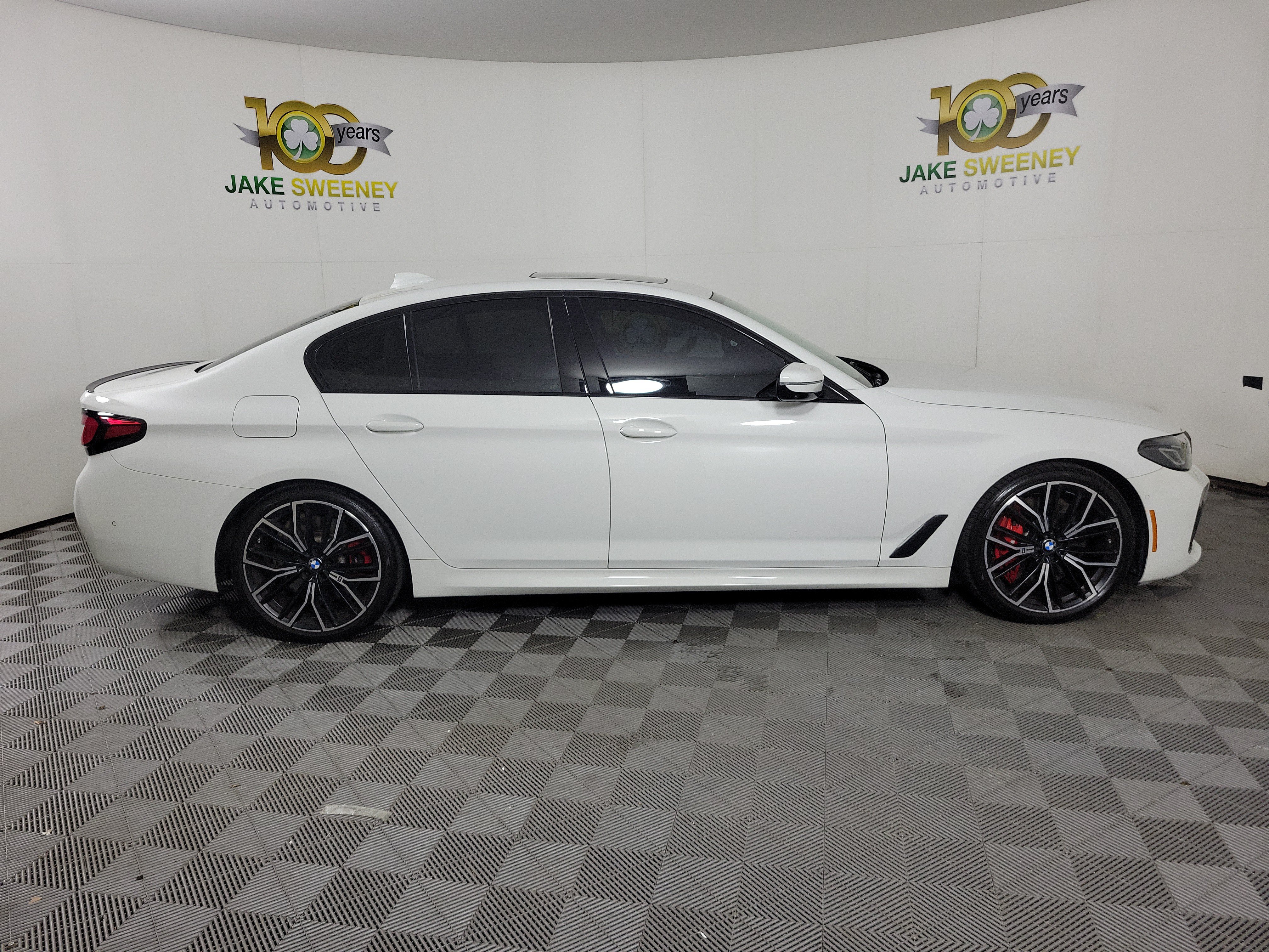 Certified 2023 BMW M550i xDrive w/ Executive Package AWD/4WD image 8