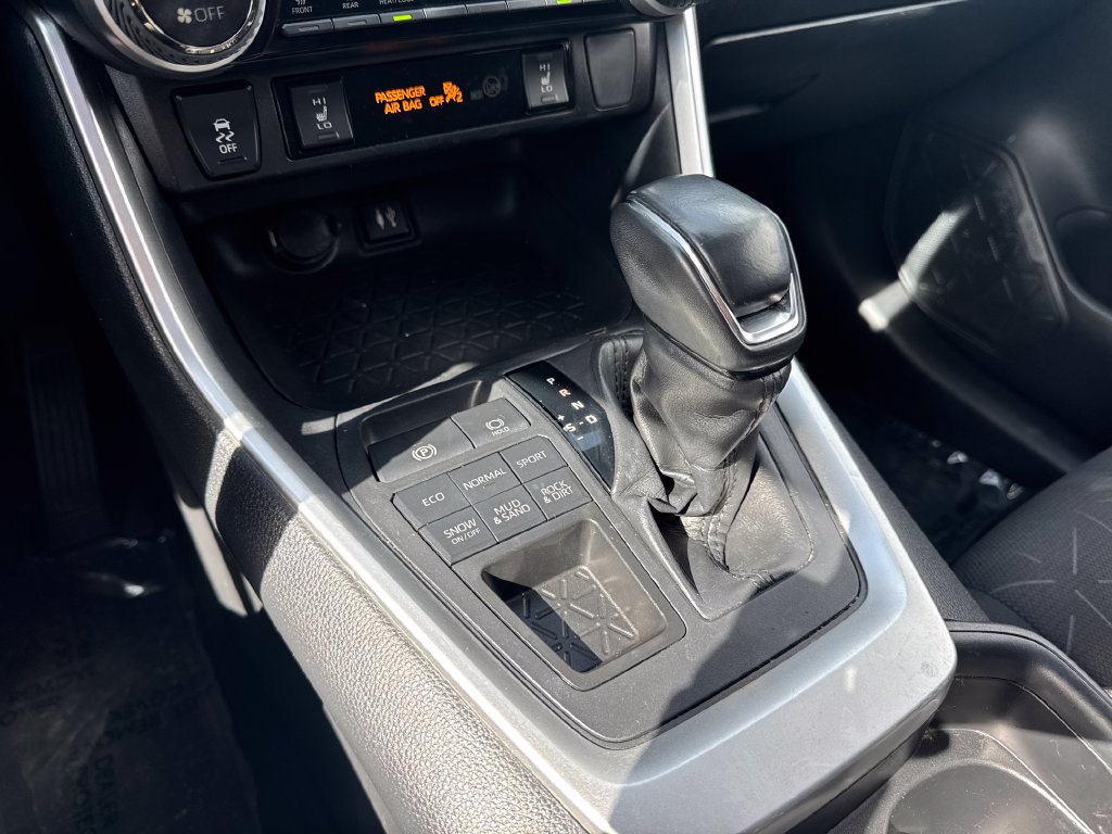 Used 2019 Toyota RAV4 XLE w/ Convenience Package AWD/4WD image 21