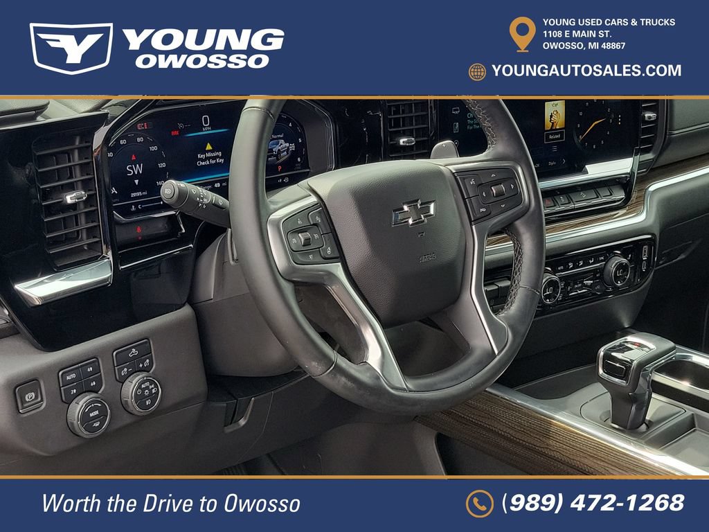 Used 2024 Chevrolet Silverado 1500 LT Trail Boss w/ Convenience Package II AWD/4WD image 10