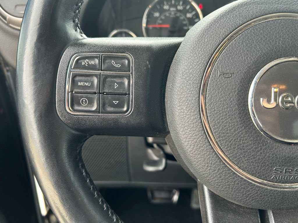 Used 2018 Jeep Wrangler Unlimited Sport S AWD/4WD image 16