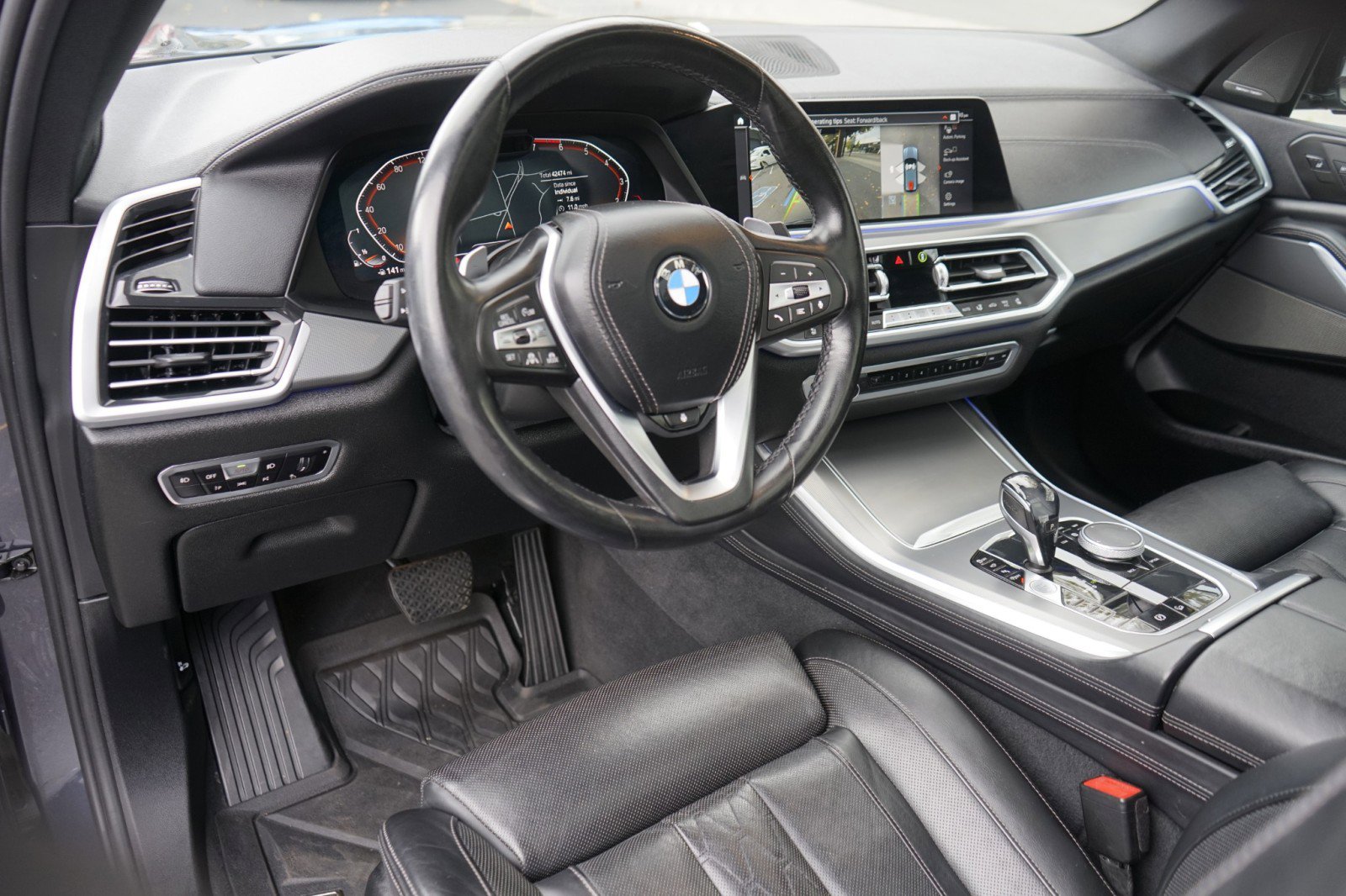 Used 2020 BMW X5 xDrive50i w/ Executive Package AWD/4WD image 19