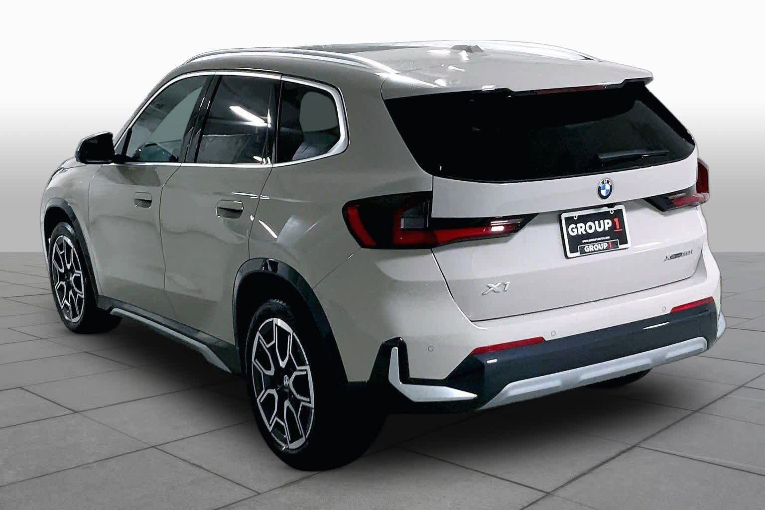 New 2026 BMW X1 xDrive28i w/ Technology Package AWD/4WD image 12