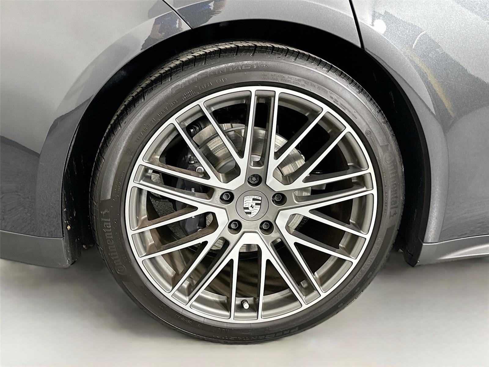 Certified 2024 Porsche Panamera image 13