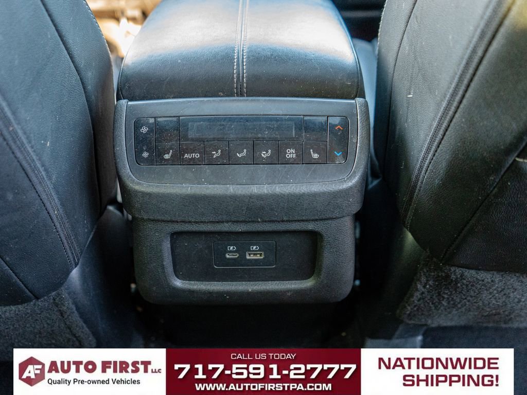 Used 2024 Nissan Pathfinder SL w/ SL Premium Package image 19