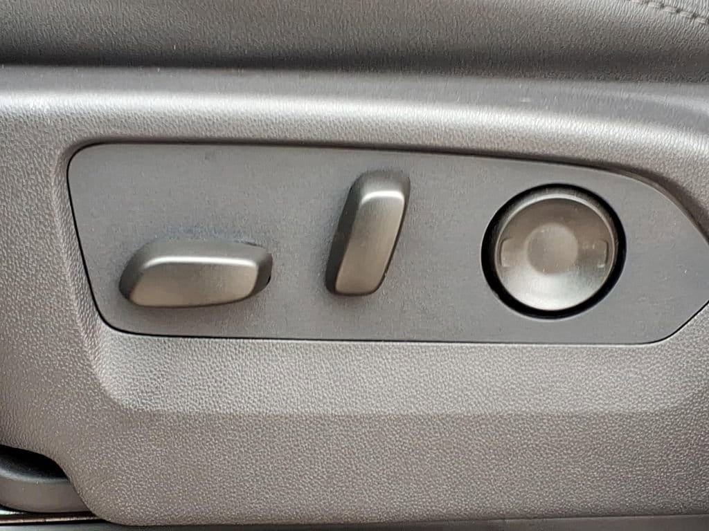 New 2026 Chevrolet Silverado 2500 LT w/ Convenience Package image 12