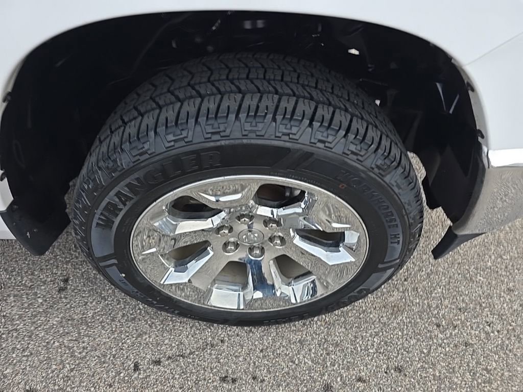 Certified 2022 RAM 1500 Big Horn image 9