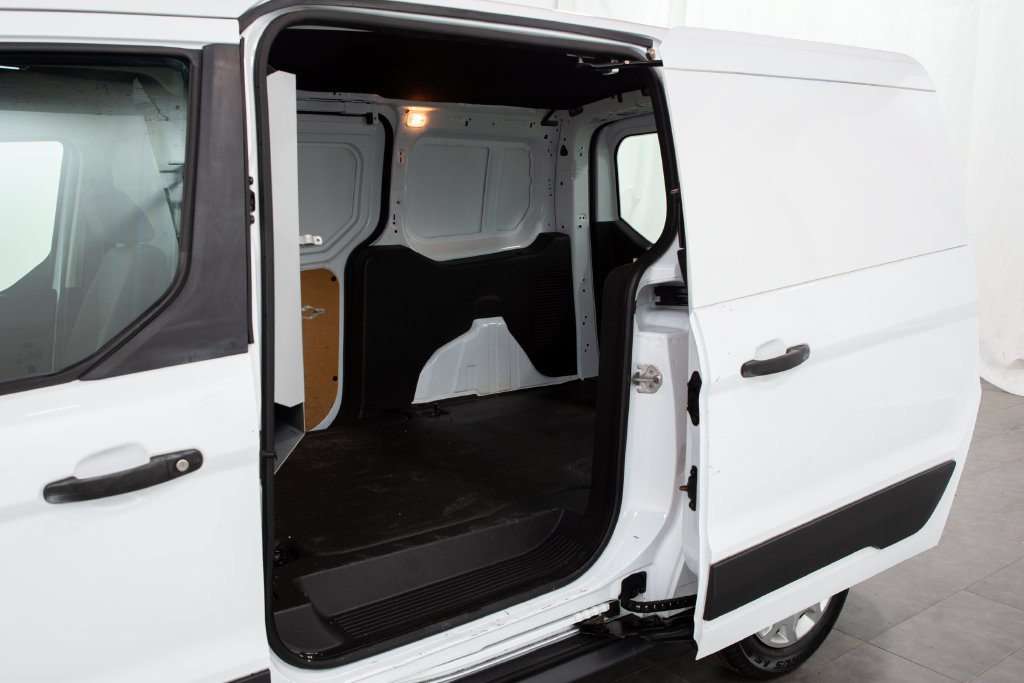 Used 2016 Ford Transit Connect XL FWD image 8