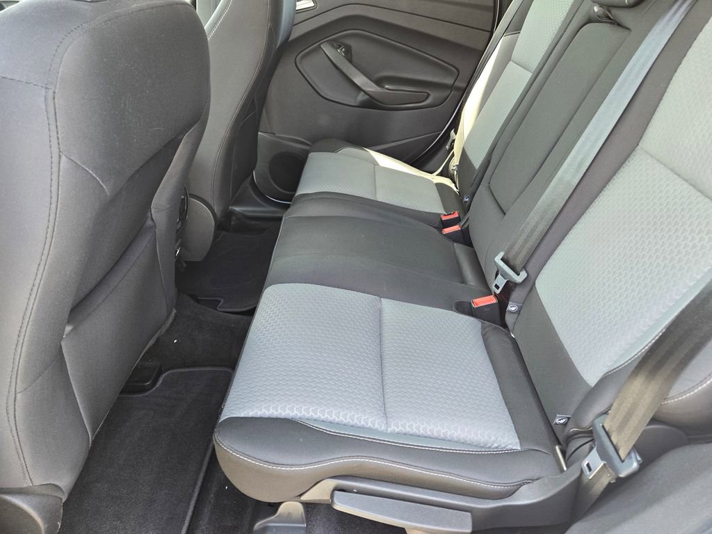 Used 2019 Ford Escape SE FWD image 14