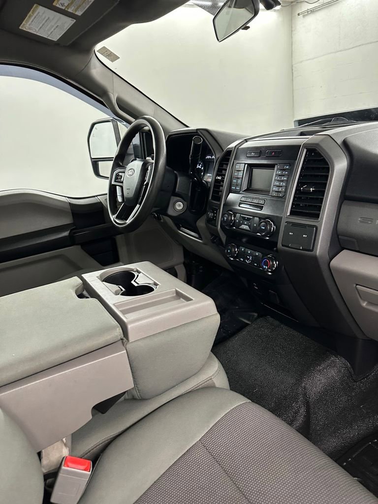 Used 2019 Ford F250 XL w/ STX Appearance Package image 33