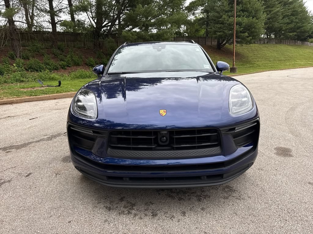 Used 2023 Porsche Macan AWD/4WD image 8
