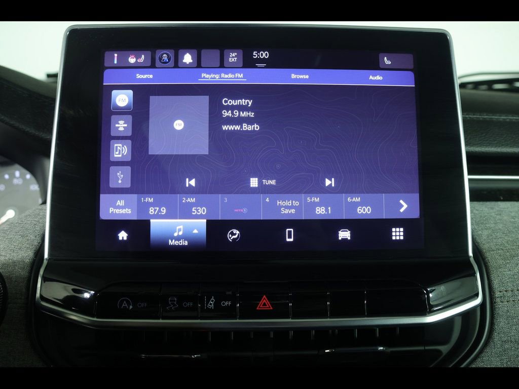 Used 2022 Jeep Compass Latitude image 12