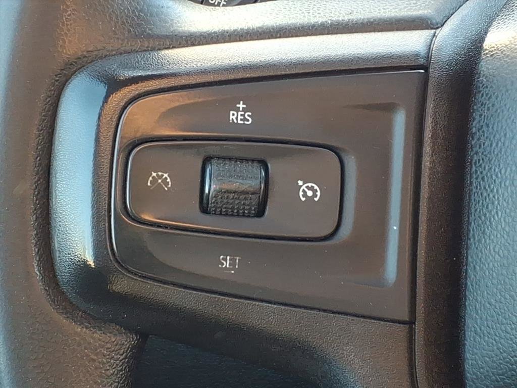 Used 2022 Chevrolet Silverado 2500 Custom w/ Custom Value Package image 19