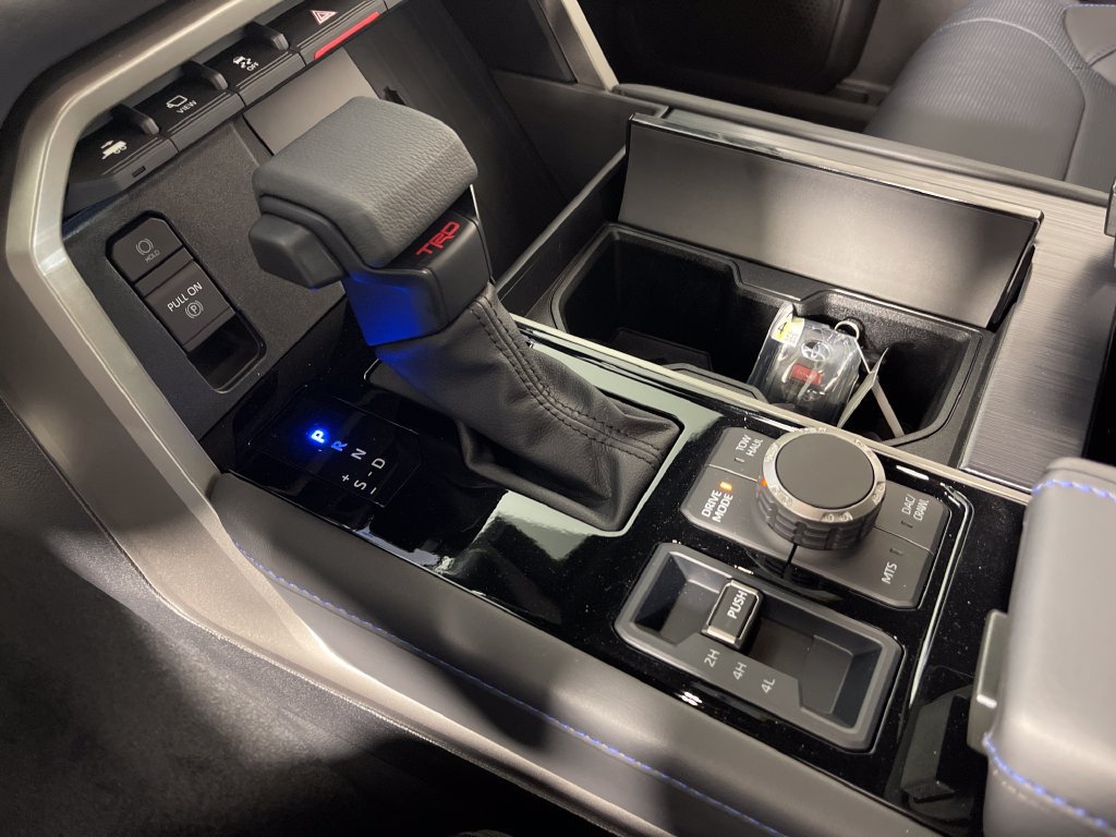 New 2026 Toyota Tundra Platinum w/ TRD Off-Road Package AWD/4WD image 22