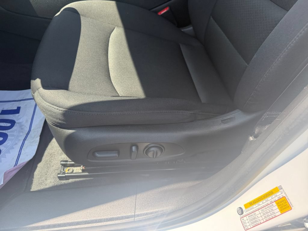 Certified 2024 Chevrolet Malibu LT FWD image 13