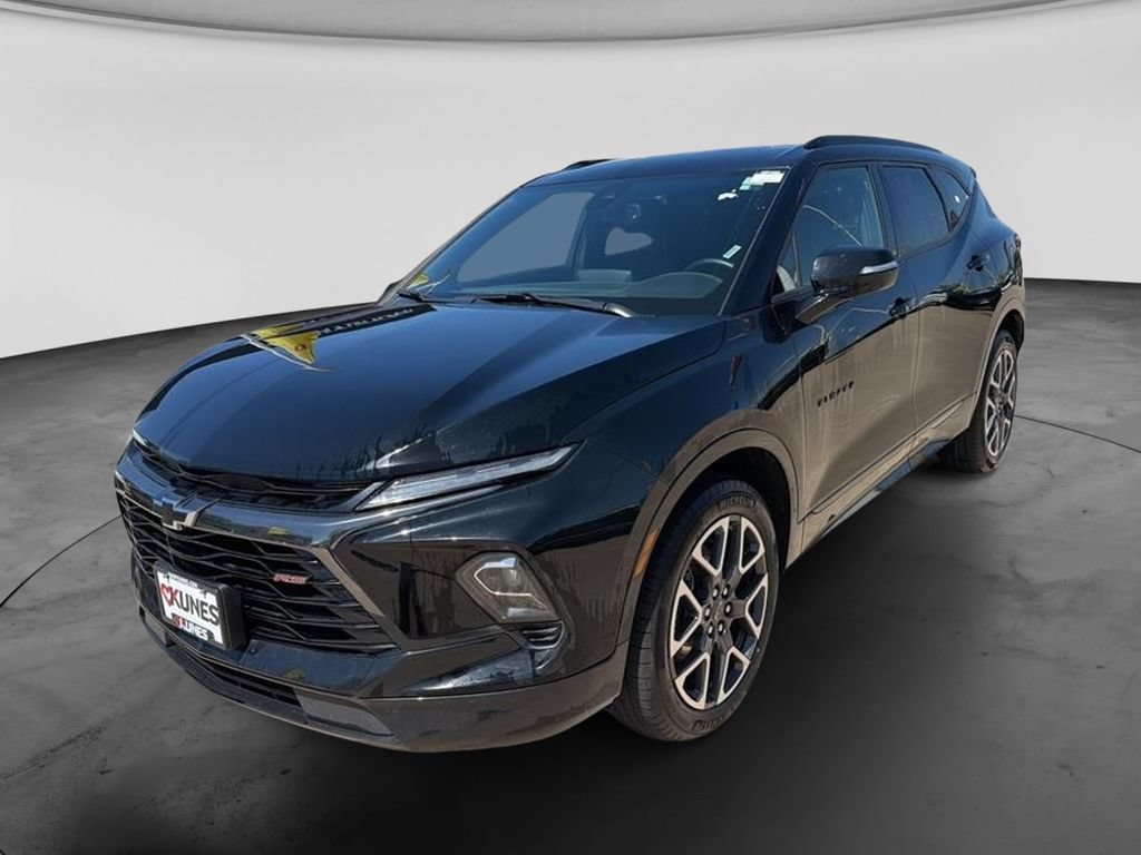 Used 2025 Chevrolet Blazer RS AWD/4WD image 4