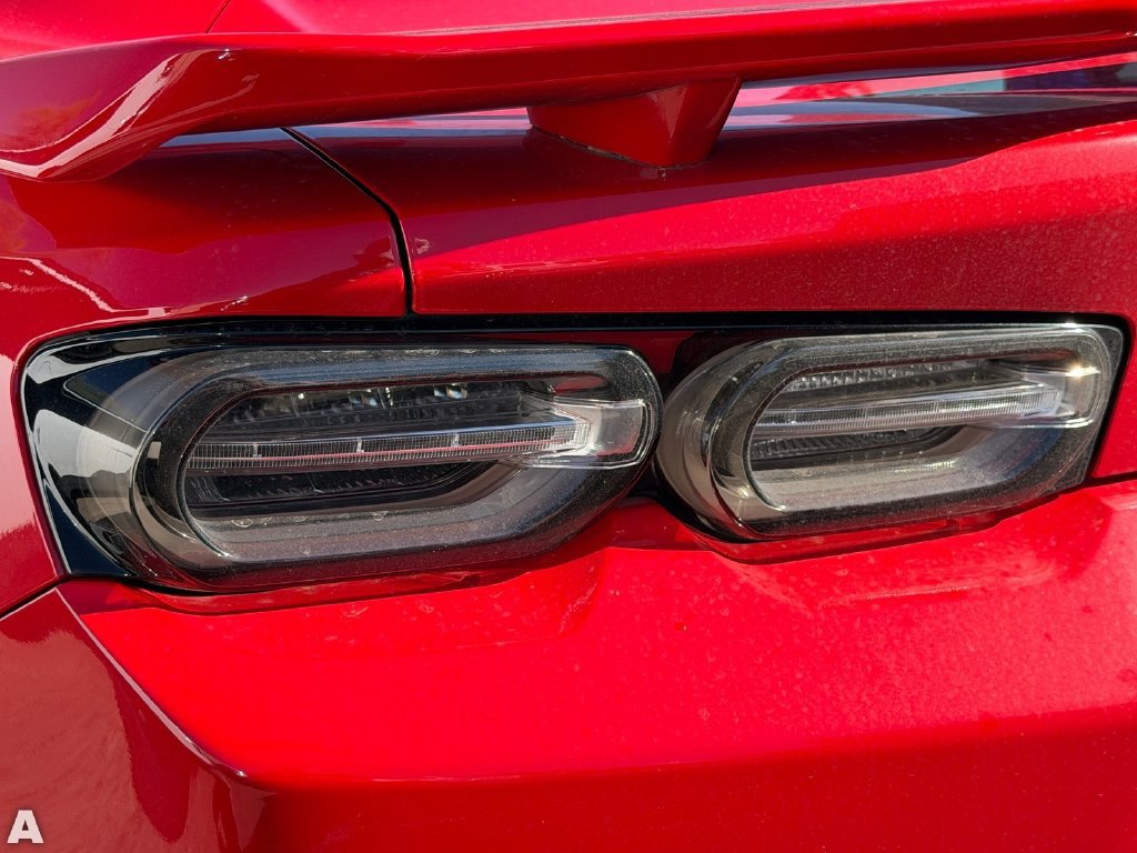 Used 2019 Chevrolet Camaro SS RWD image 9