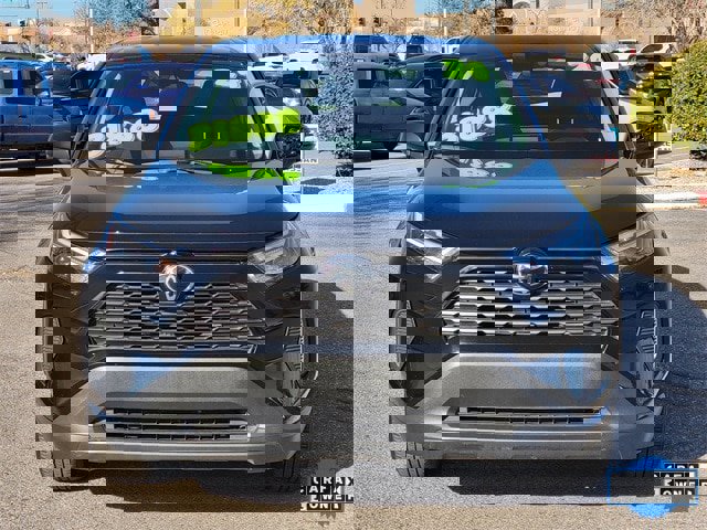 Used 2024 Toyota RAV4 LE image 9