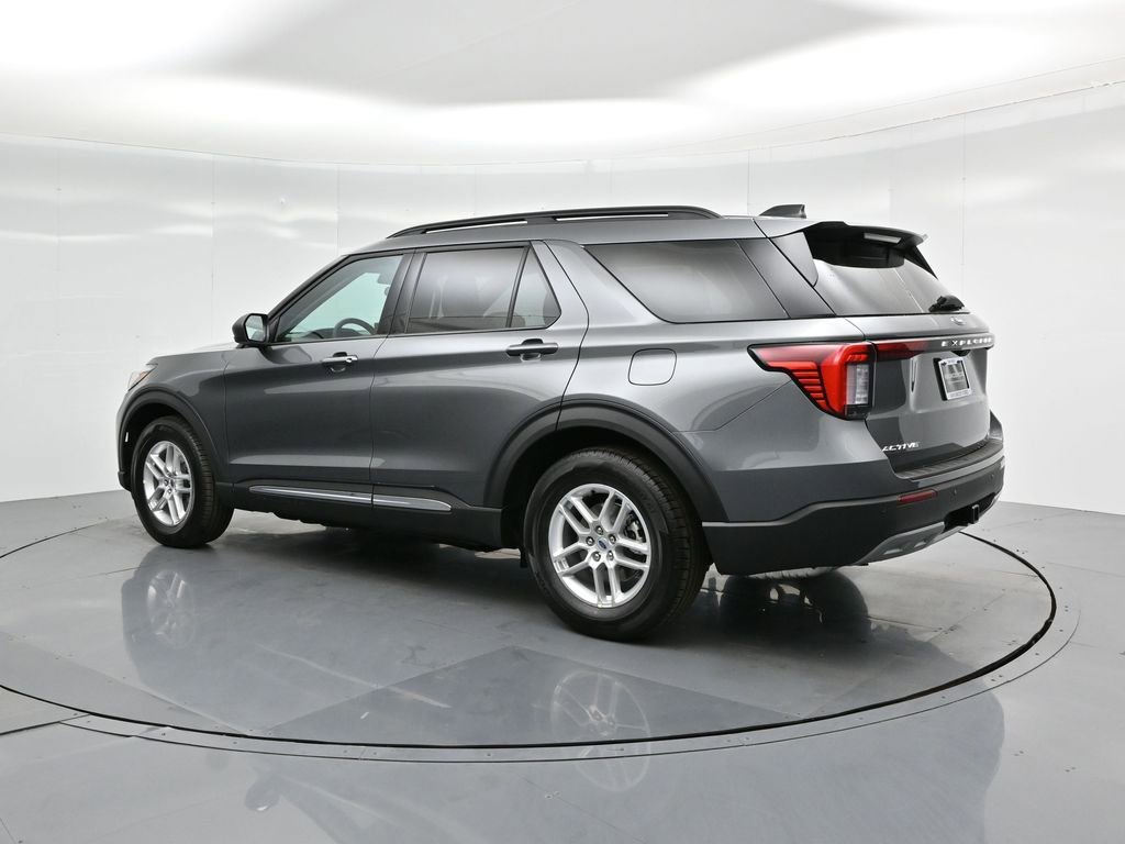 New 2025 Ford Explorer Active w/ Active Comfort Package image 5