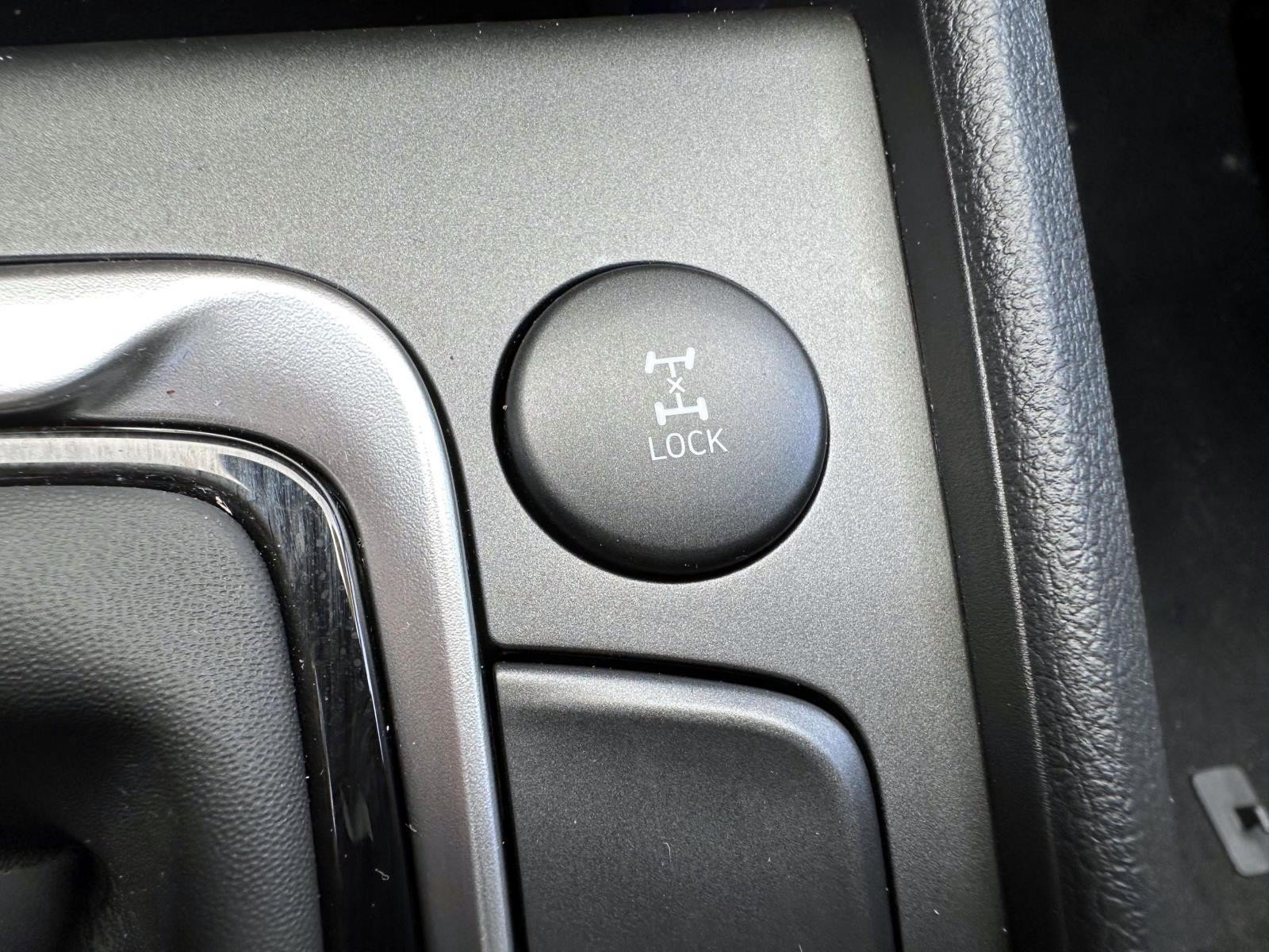 Used 2023 Hyundai Kona SE AWD/4WD image 25