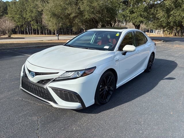 Used 2021 Toyota Camry XSE image 7