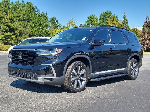 Certified 2025 Honda Pilot Touring image 30
