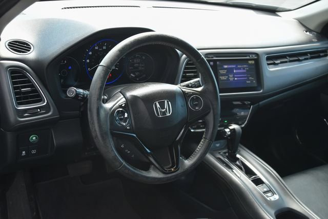 Used 2017 Honda HR-V EX-L image 16