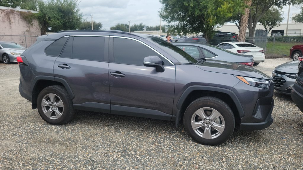 Used 2025 Toyota RAV4 XLE w/ Convenience Package FWD image 3
