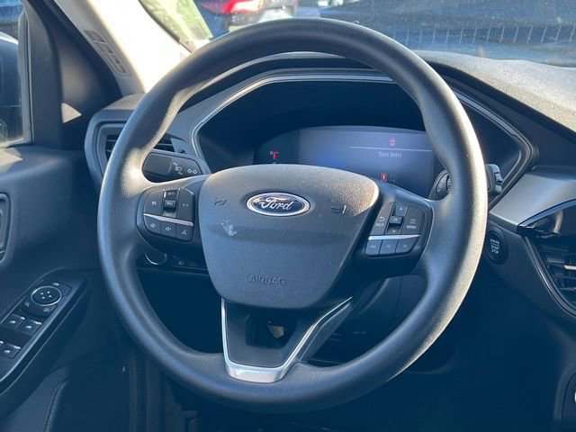 Used 2025 Ford Escape Active AWD/4WD image 16