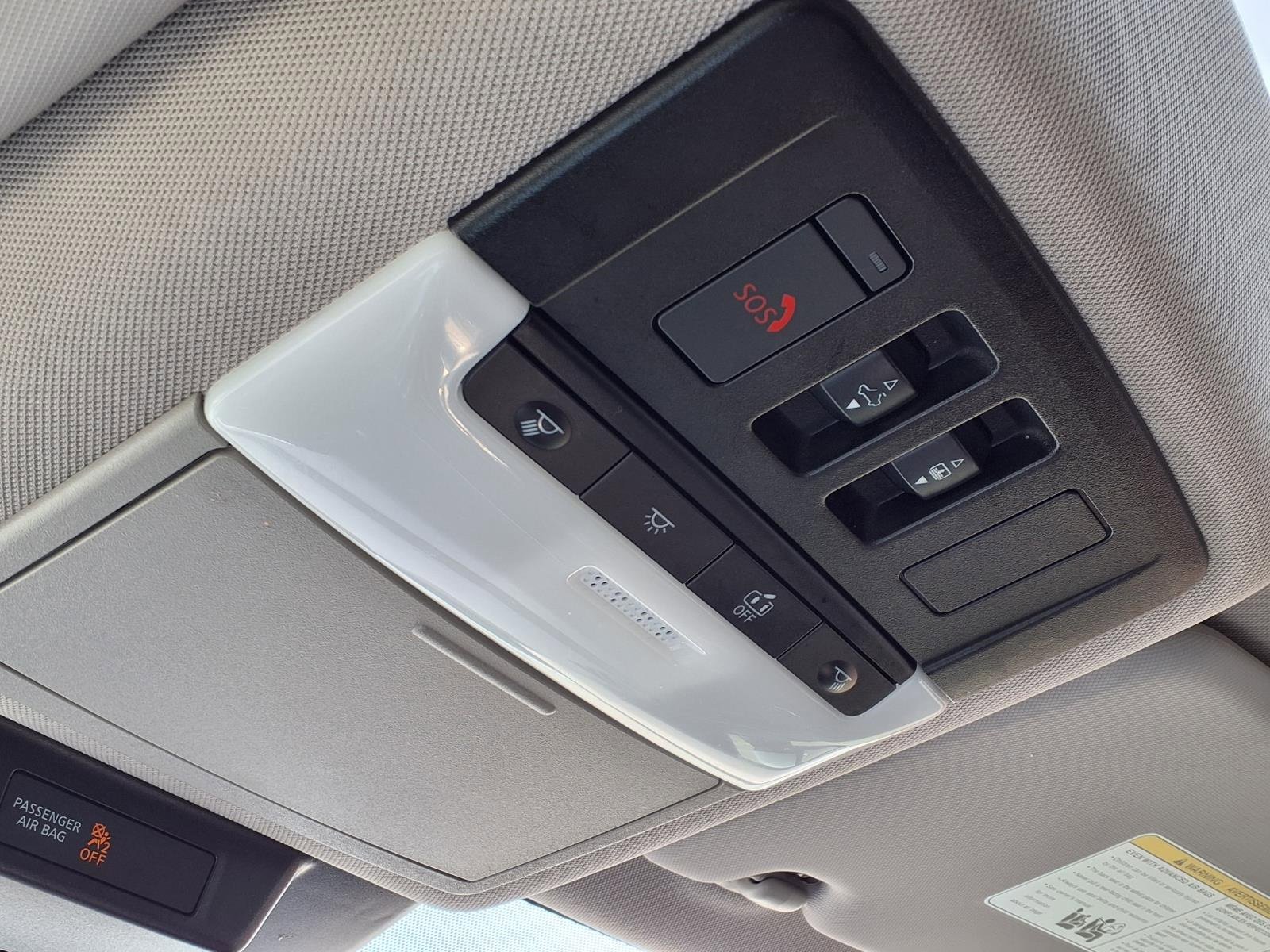 Used 2024 Nissan Rogue SV w/ SV Premium Package image 26