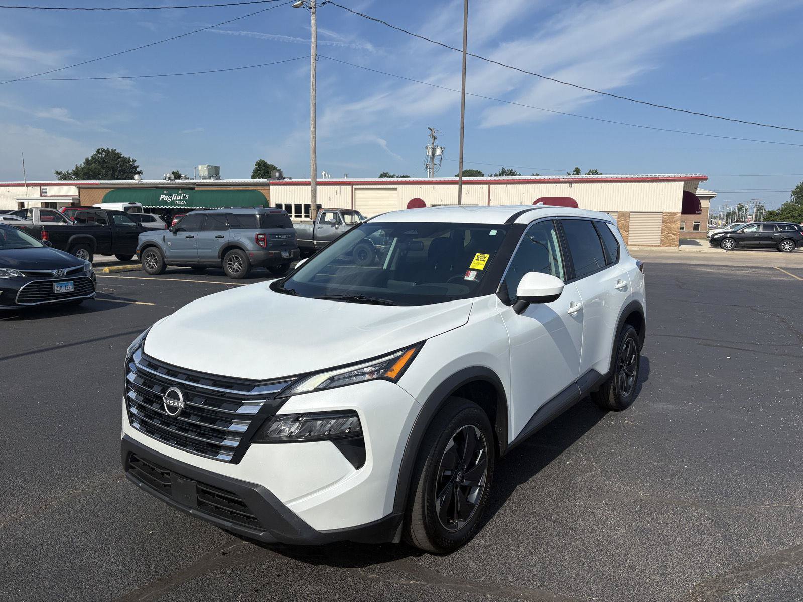 Used 2025 Nissan Rogue SV AWD/4WD image 20