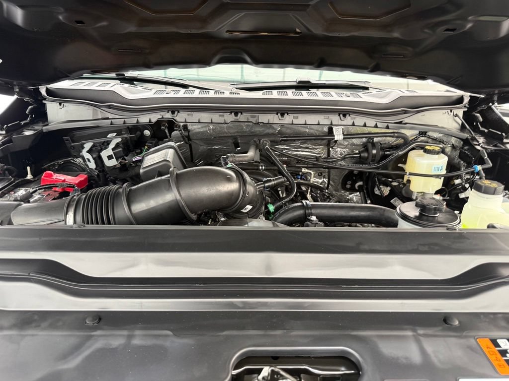 New 2026 Ford F250 XLT w/ FX4 Off-Road Package AWD/4WD image 8