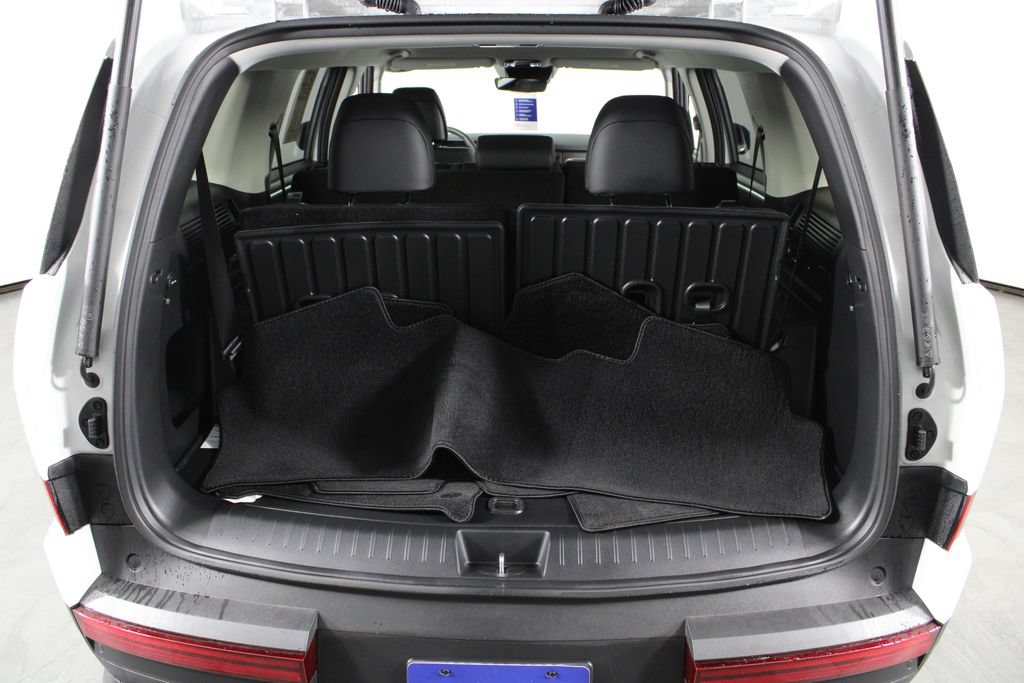 Certified 2026 Hyundai Santa Fe SEL FWD image 18
