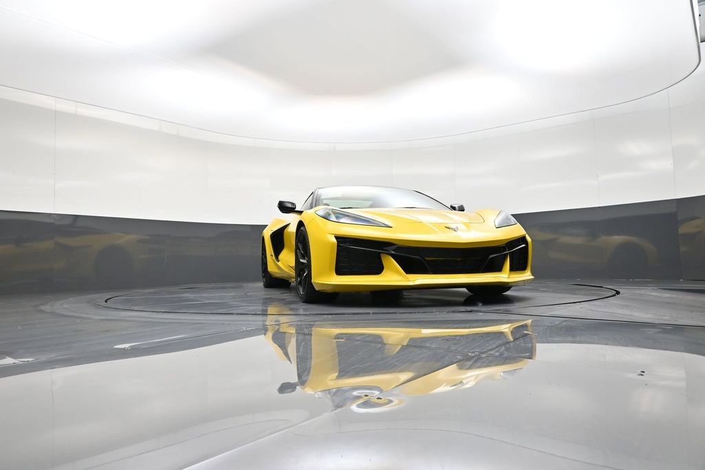Used 2025 Chevrolet Corvette Z06 image 26