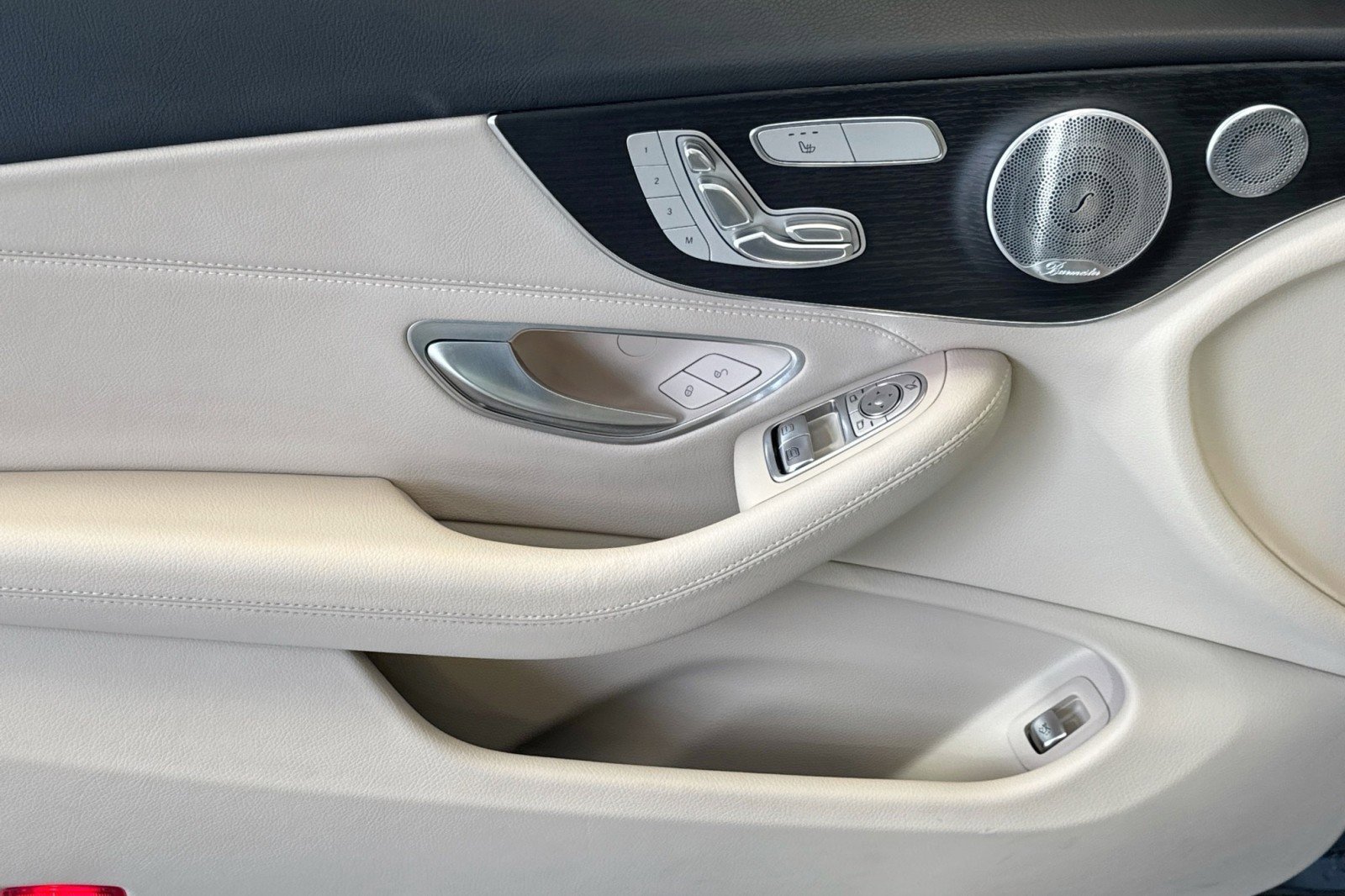 Certified 2022 Mercedes-Benz C 300 Coupe image 17