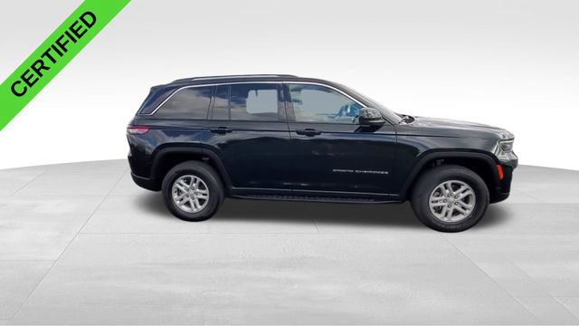 Used 2023 Jeep Grand Cherokee Laredo AWD/4WD image 10