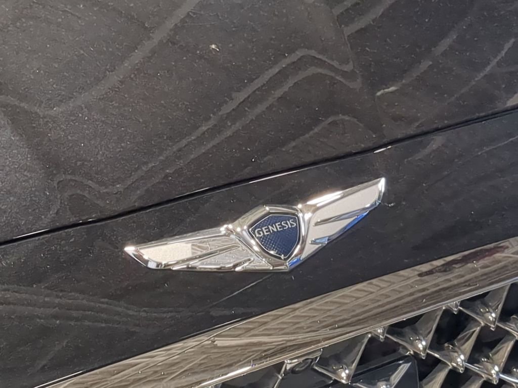 Used 2019 Genesis G70 2.0T Advanced w/ Dynamic Package image 15